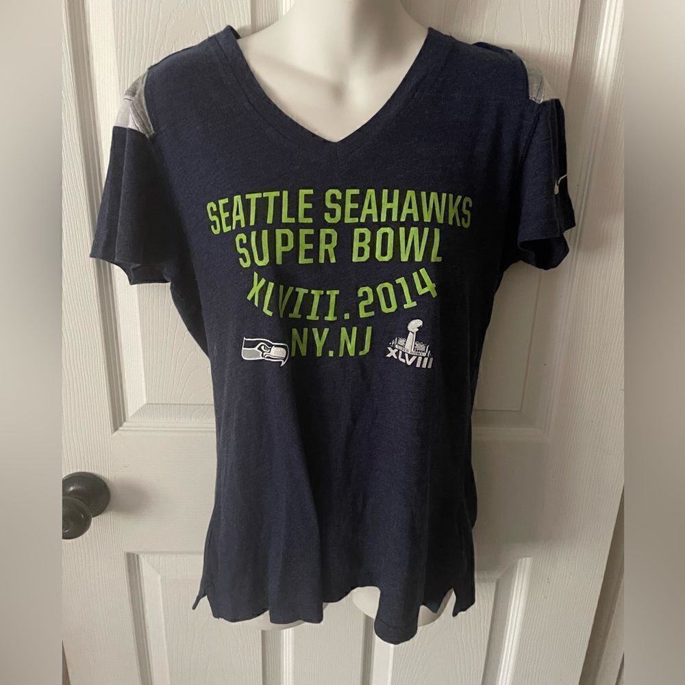 SEATTLE SEAHAWKS short sleeve Blue t-shirt women Large NIKE NFL 2014 Super Bowl